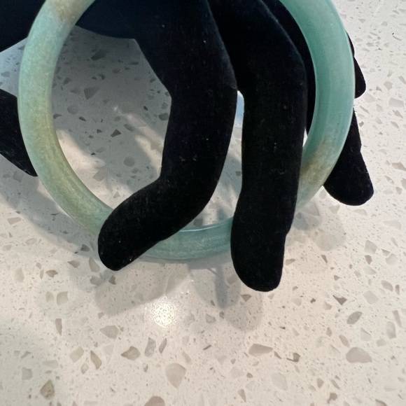 Jade bangle . - Picture 7 of 8